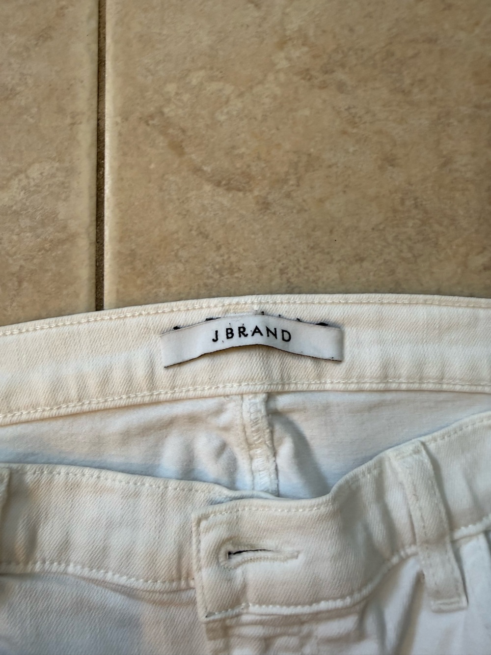 J brand beau shorts in color white tie size 32 - Picture 4 of 8
